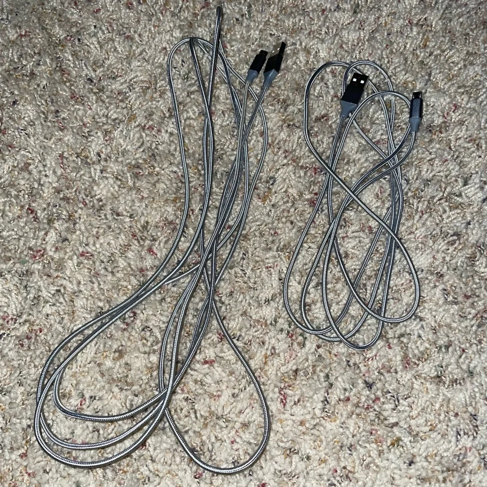 Android cellphone charger plugs long cords